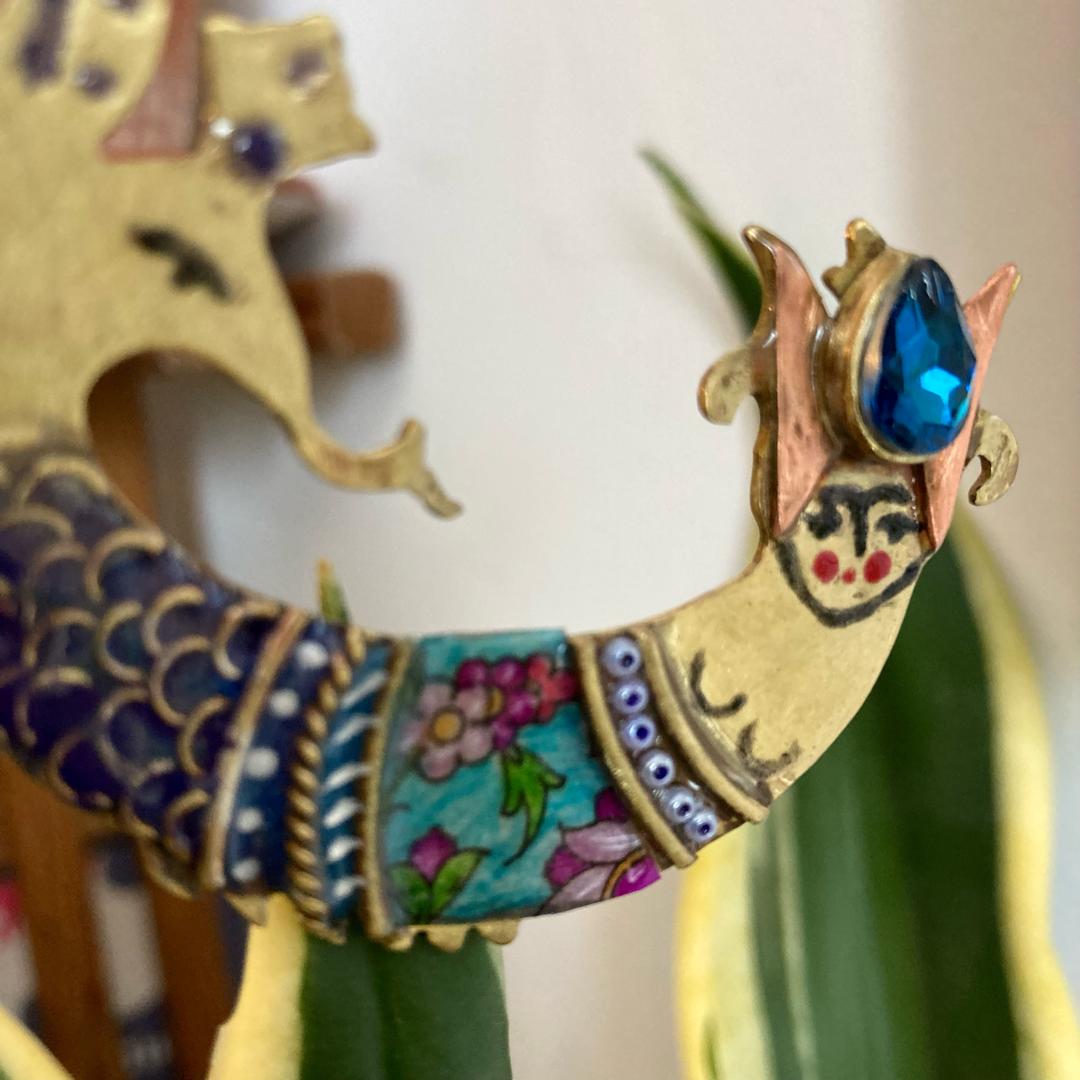 Broche en bronze « Femme mystique » – Image 4